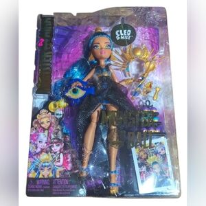 Monster High Ball Cleo De Nile Doll Brand New In Box.